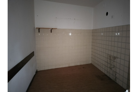Appartamento bicamere da ristrutturare
